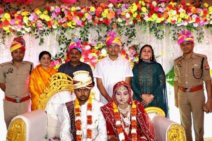STF_Gonda_Police_Marriage_1749194294788_1749194304909
