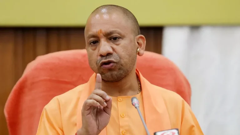 13_04_2023-cm_yogi_adityanath_in_lucknow_23384476
