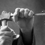 मूर्तिकार-और-पत्थर-f