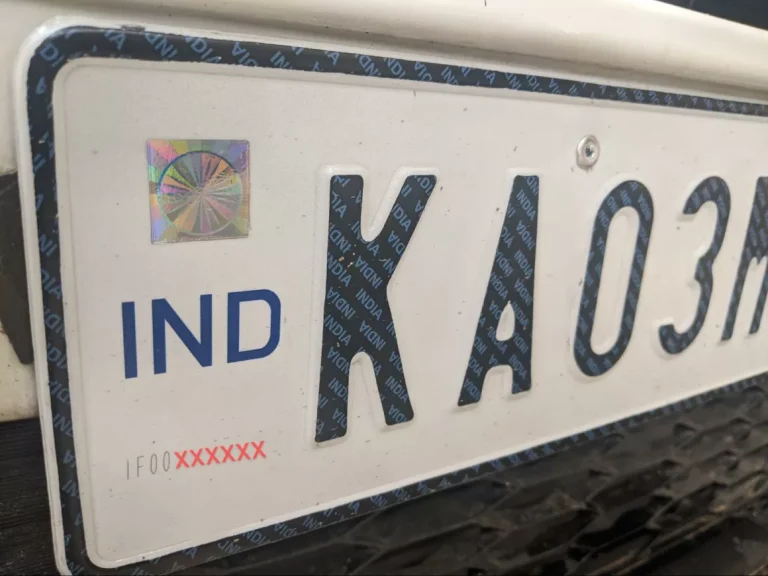 1001815610